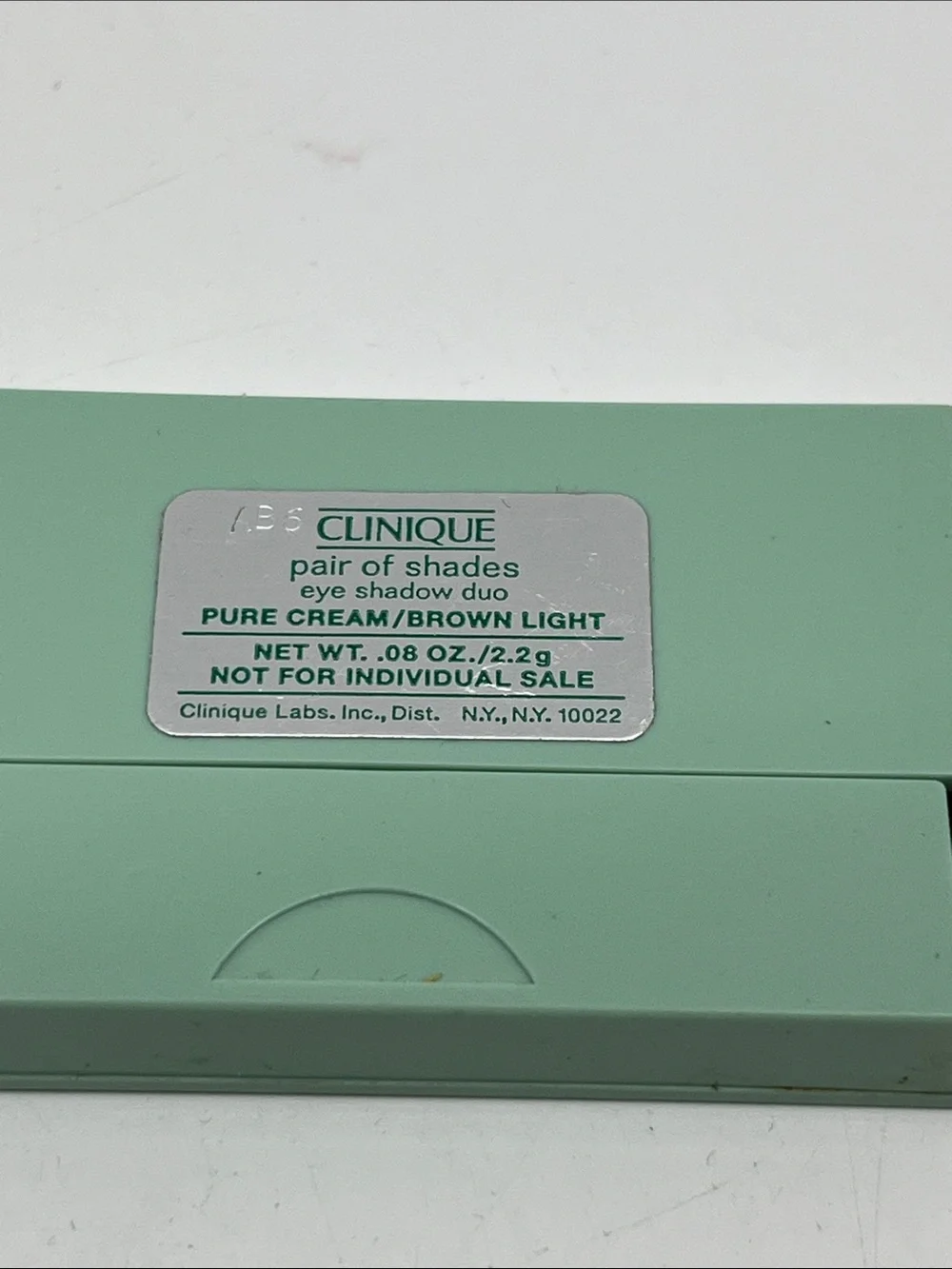 Clinique Eyeshadow Duo Pair Of Shades Pure Cream / Brown Light - Travel Size